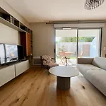 Chic With Beautiful Terrace In Apartmán
