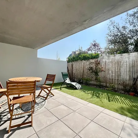 Chic With Beautiful Terrace In *