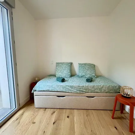 Chic With Beautiful Terrace In Apartman *